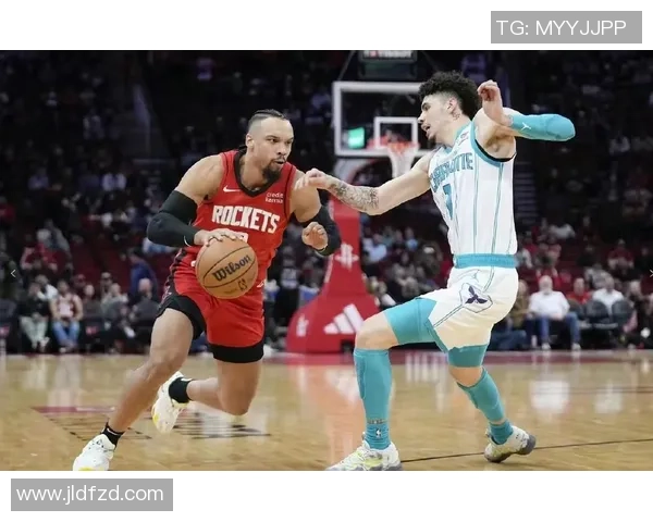 火箭队与黄蜂队精彩对决外网直播全程回放与赛后分析